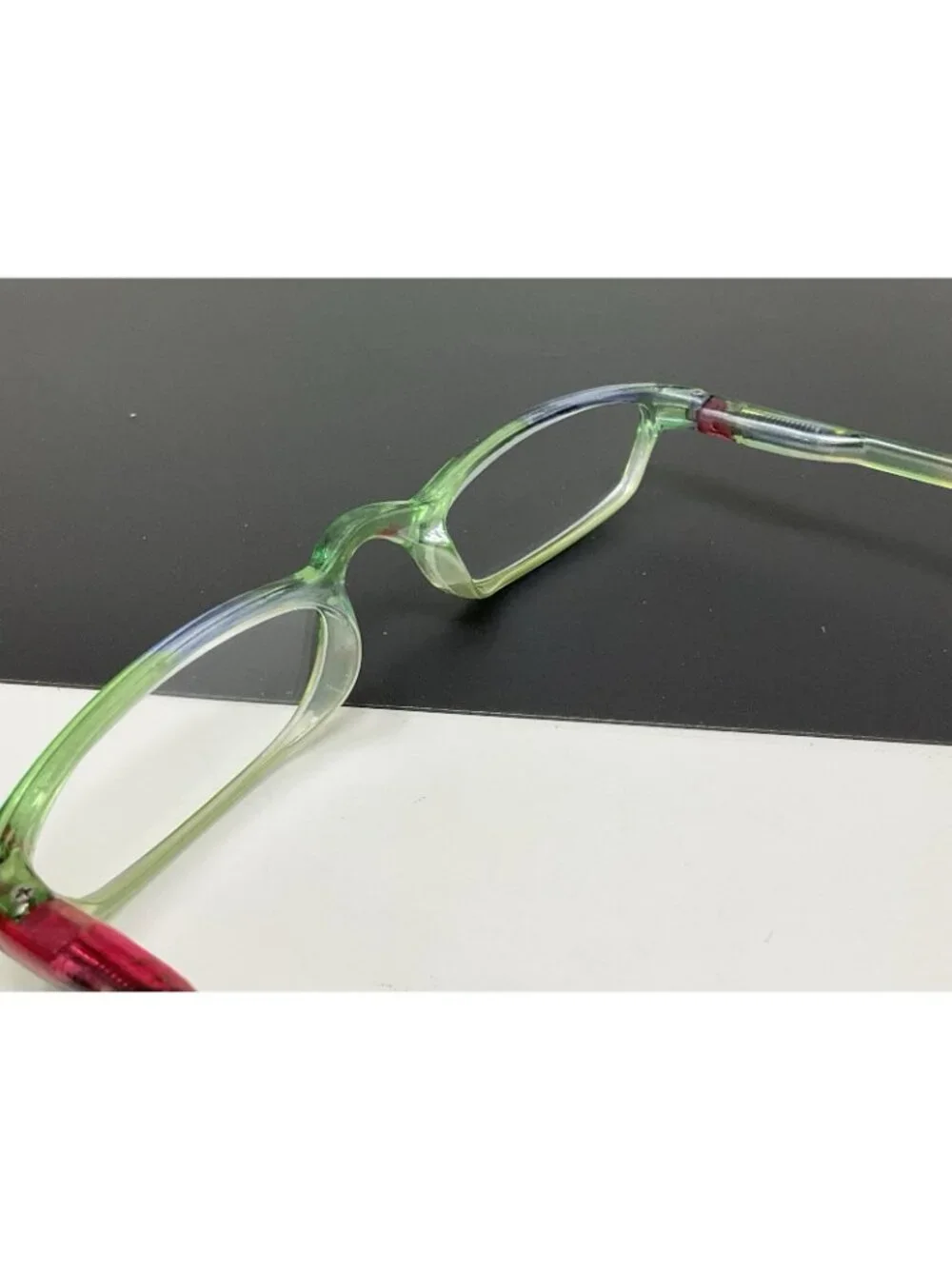 peepers Key West Sunrise Reading Glasses +1.50 Blue/Green Slim Glasses